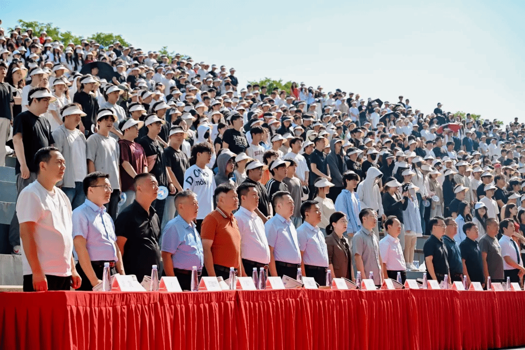 豫见青春，以童真致敬成长！304永利集团2026届毕业典礼圆满落幕！